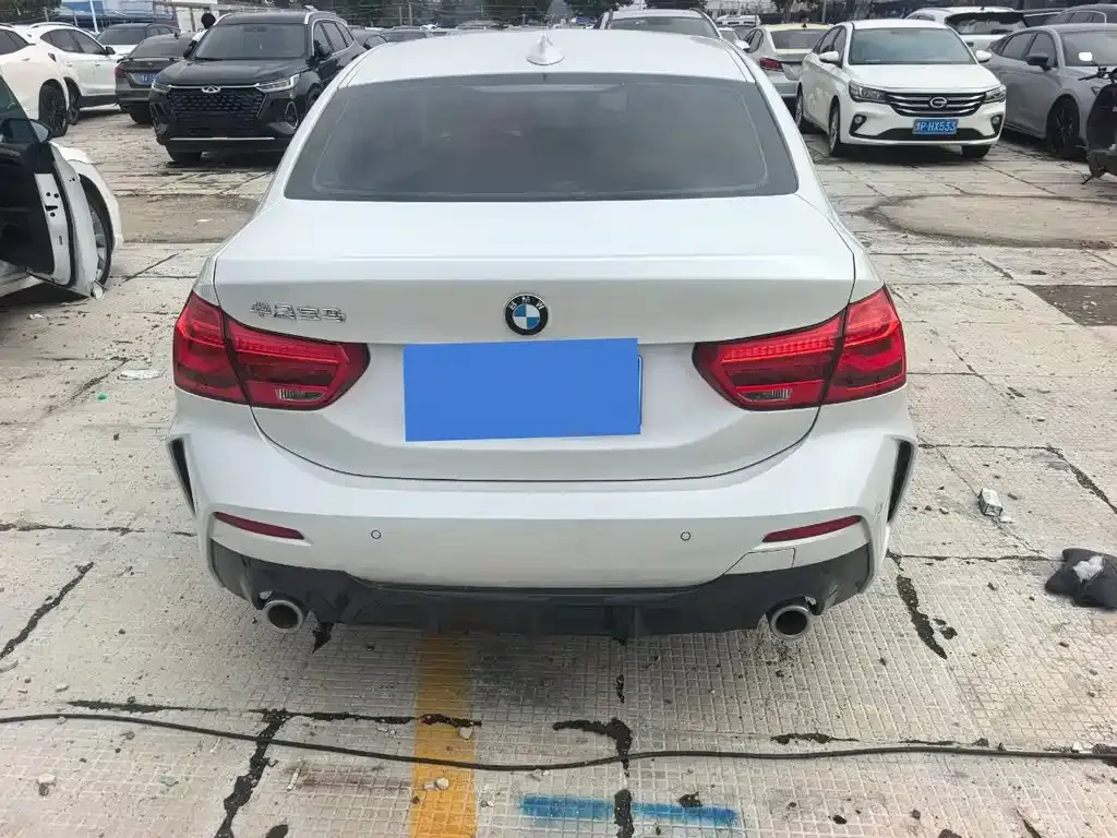 BMW 1 Series — фото 10