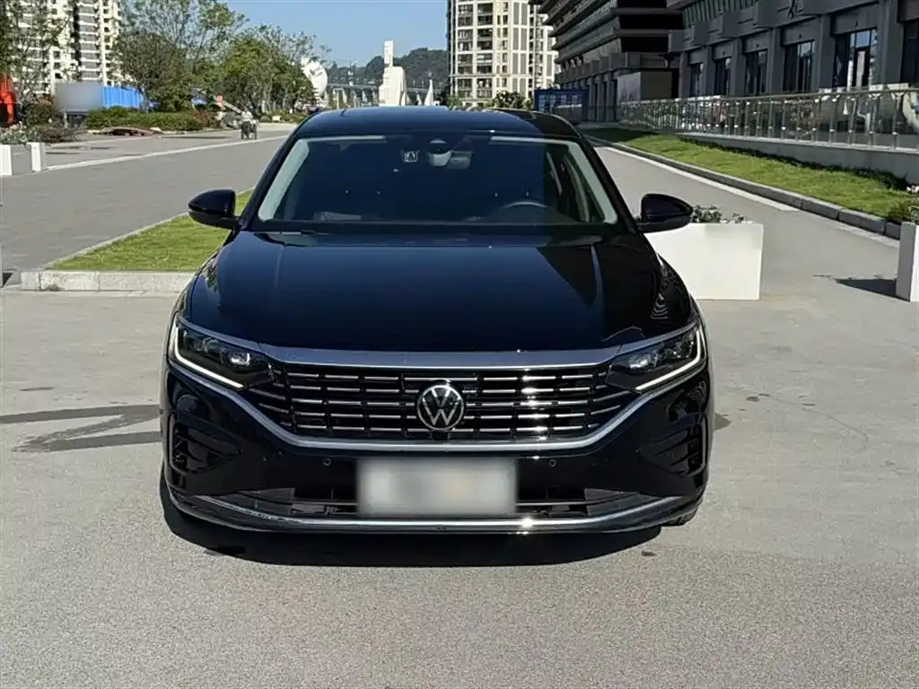 Volkswagen Passat — фото 4