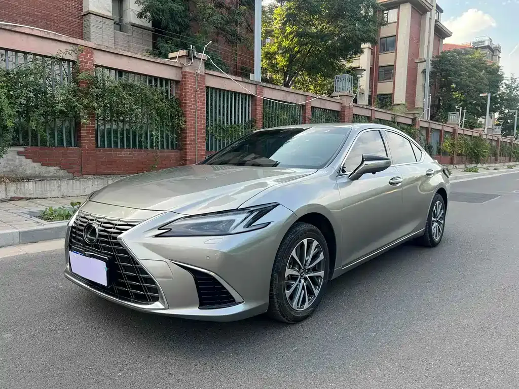 Lexus ES 2025 из CN, фото 1
