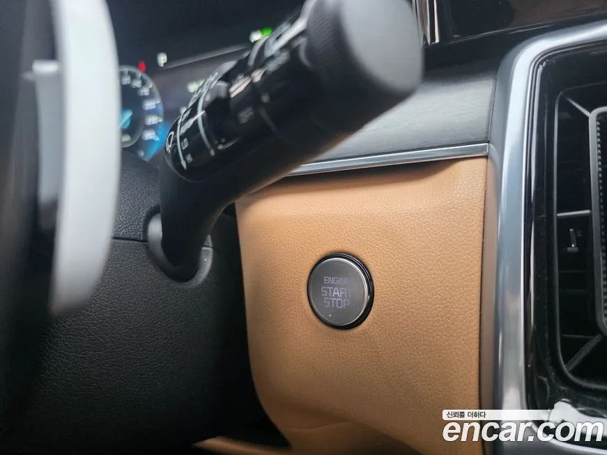 Kia Sorento — фото 10