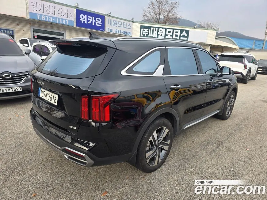 Kia Sorento — фото 3