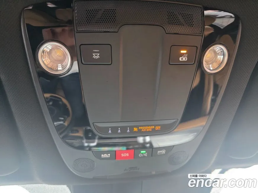 Kia Sorento — фото 8