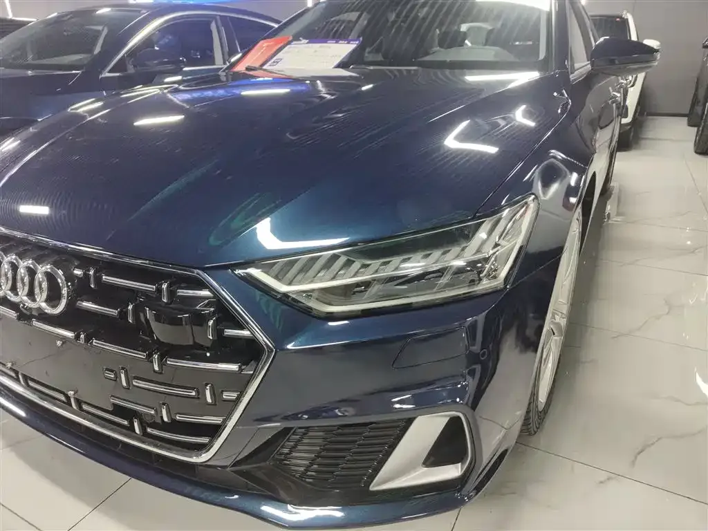 Audi A7L 2023 из CN, фото 3