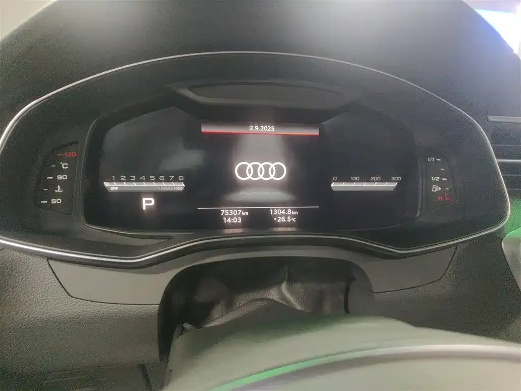 Audi A7L 2023 из CN, фото 7