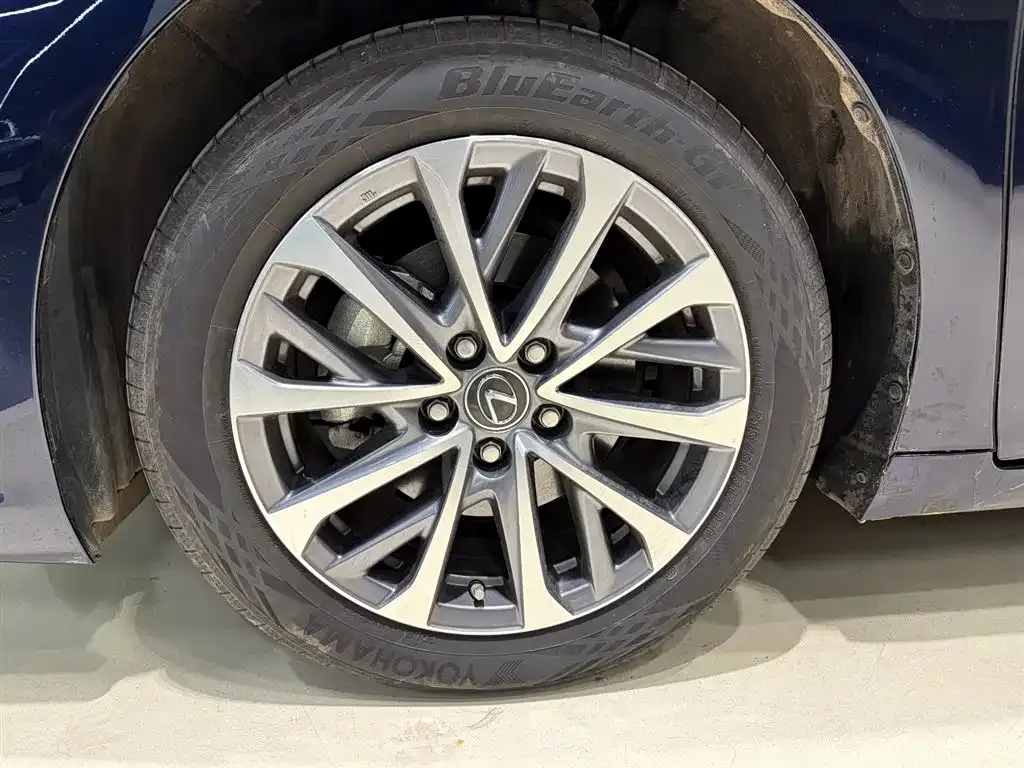Lexus ES 2023 из CN, фото 9