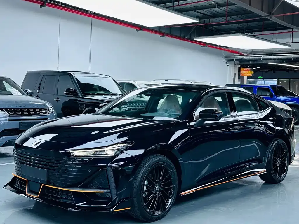 Changan UNI-V 2025 из CN, фото 1