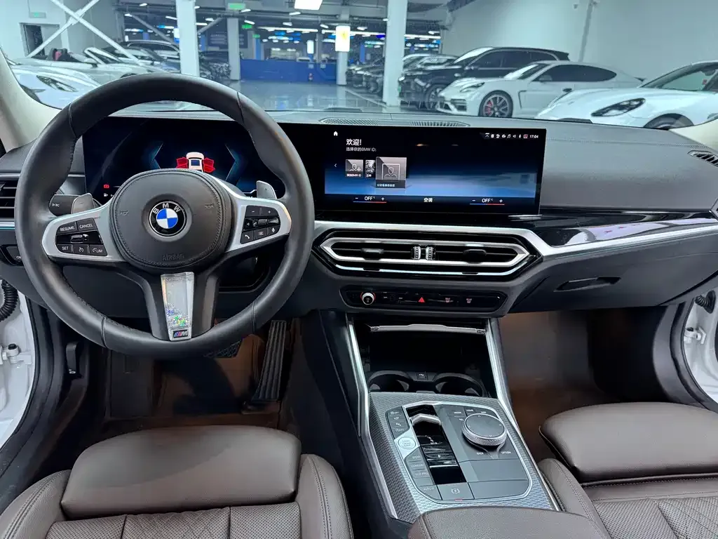 BMW 3 Series 2024 из CN, фото 10