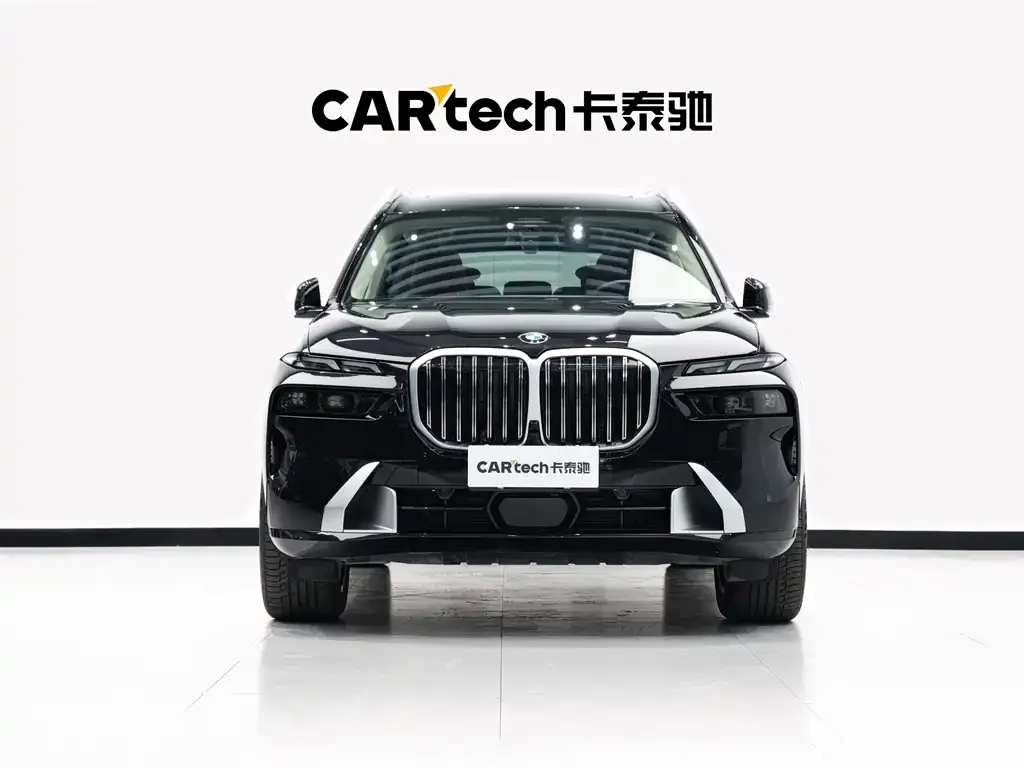 BMW X7 2024 из CN, фото 2