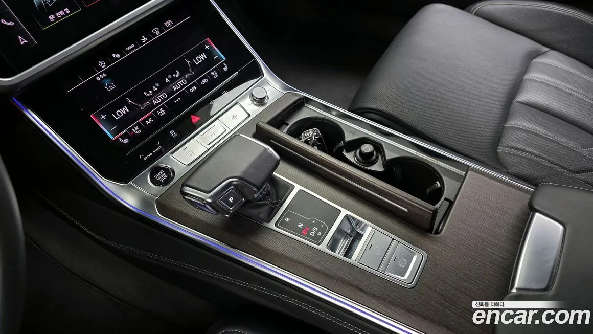 Audi A7 — фото 9