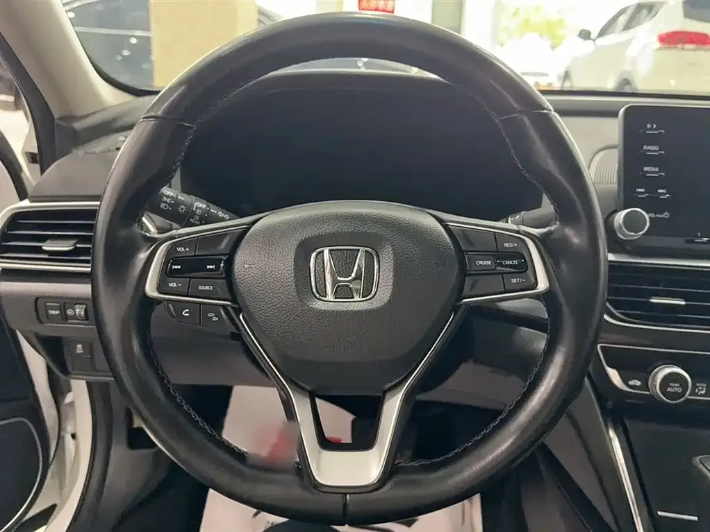 Honda Inspire — фото 4