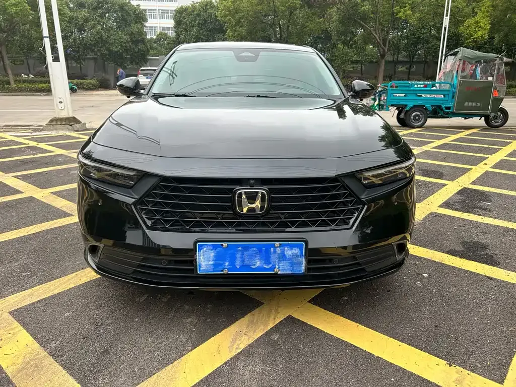 Honda Accord — фото 2
