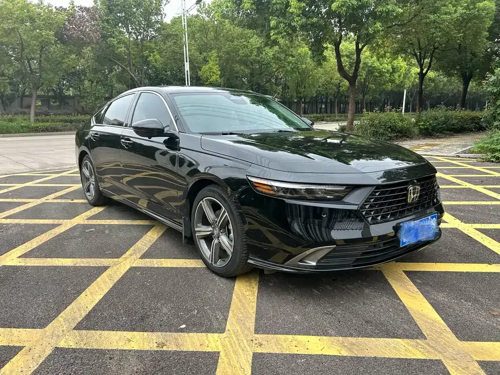 Honda Accord — фото 3