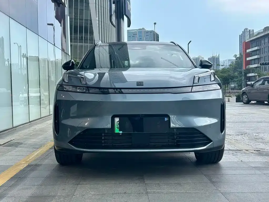Lynk & Co 08 EM-P 2025 из CN, фото 3