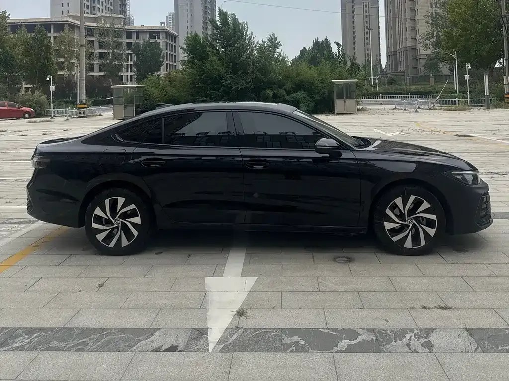 Volkswagen Passat — фото 3