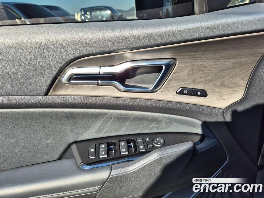 Kia Sportage — фото 10