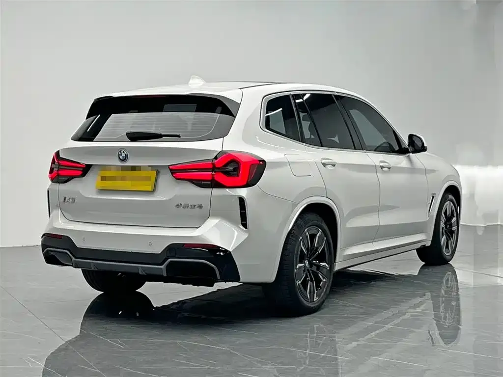 BMW iX3 2024 из CN, фото 6