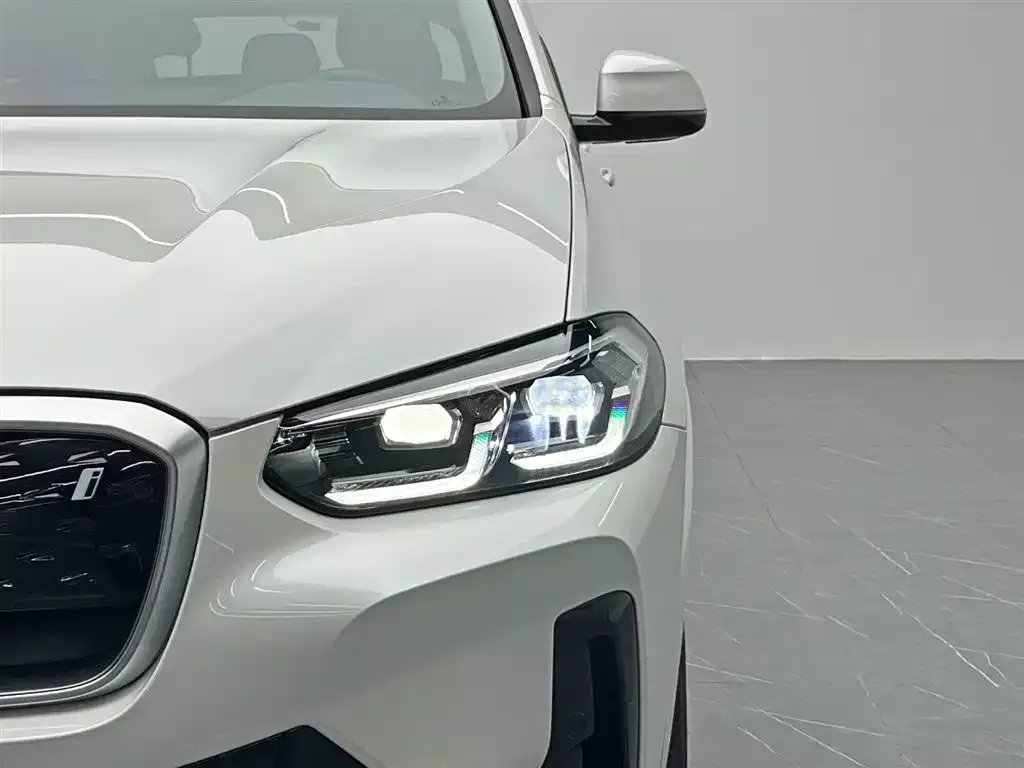 BMW iX3 2024 из CN, фото 9