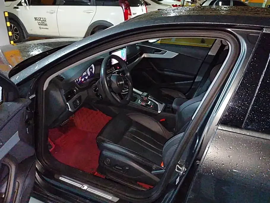 Audi A4L 2021 из CN, фото 9