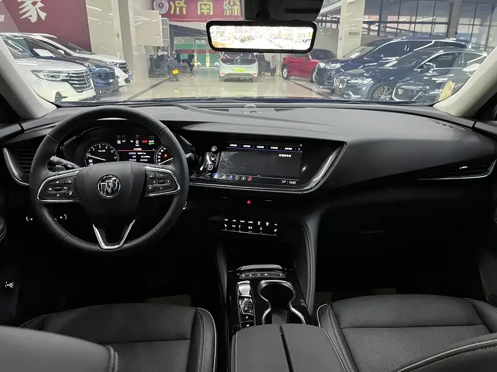 Buick Envision Plus — фото 9