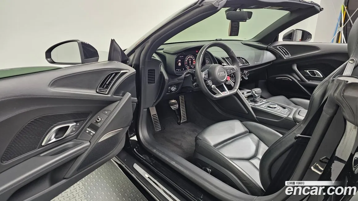 Audi R8 2021 из KR, фото 10