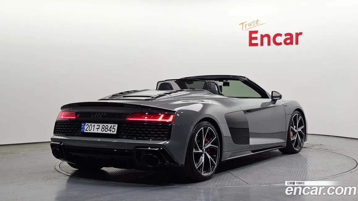 Audi R8 2021 из KR, фото 2