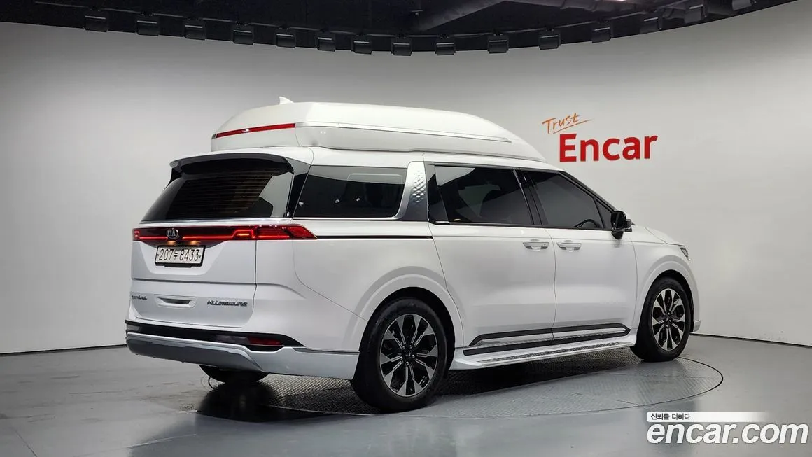 Kia Carnival — фото 2
