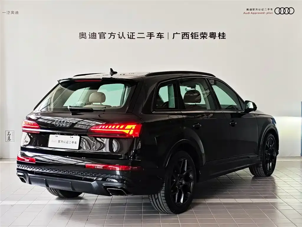 Audi Q7 — фото 3