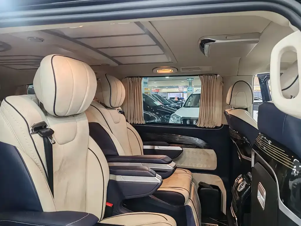 Mercedes-Benz Vito 2021 из CN, фото 8