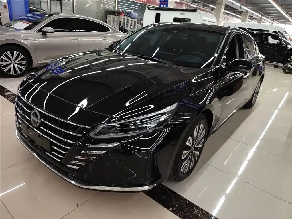 Nissan Teana 2023 из CN, фото 2