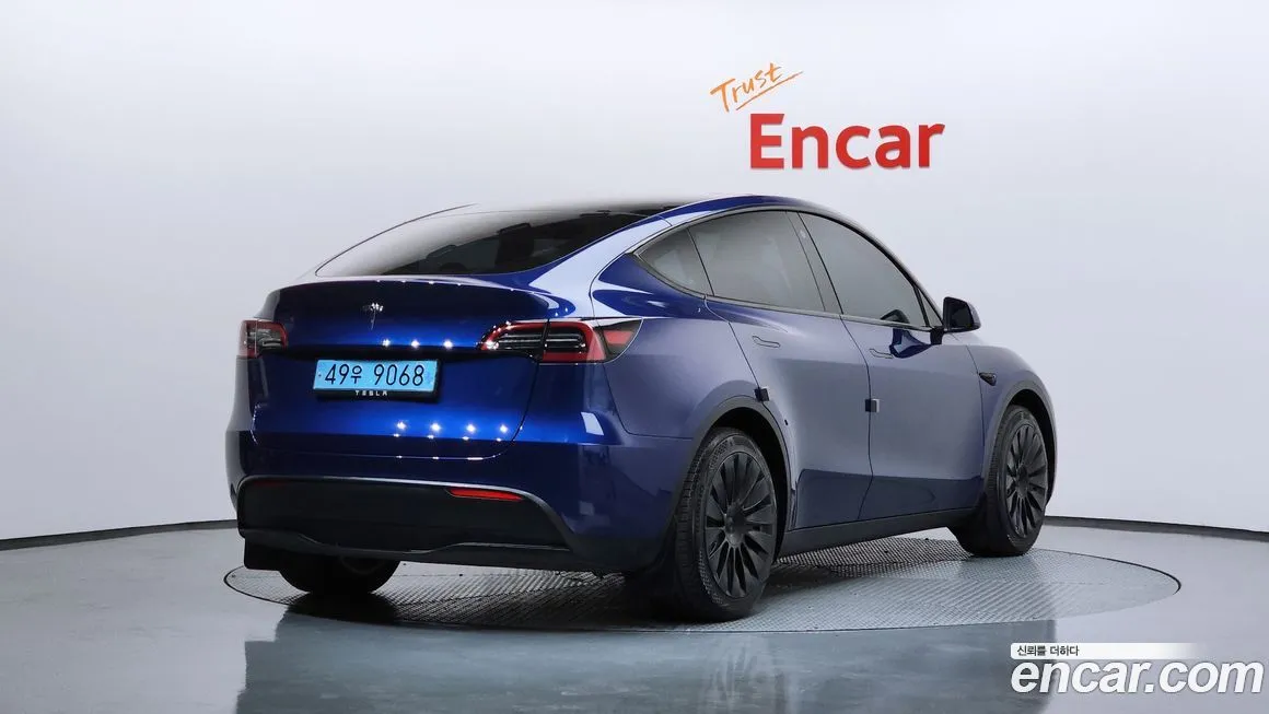 Tesla Model Y — фото 2