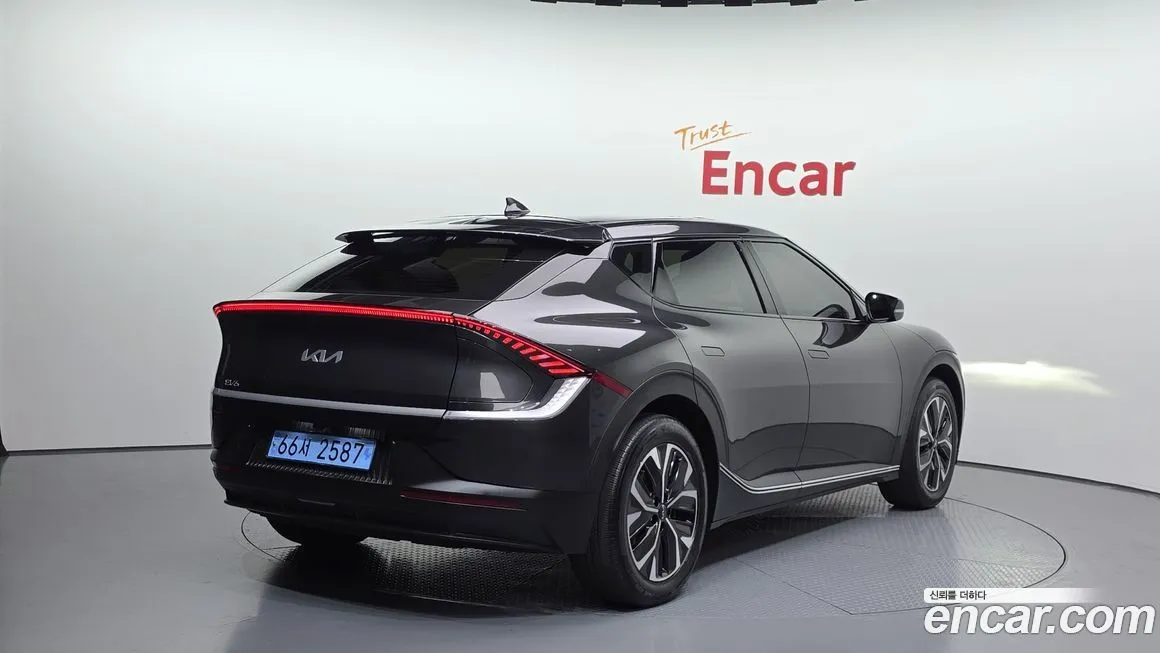Kia EV6 — фото 2