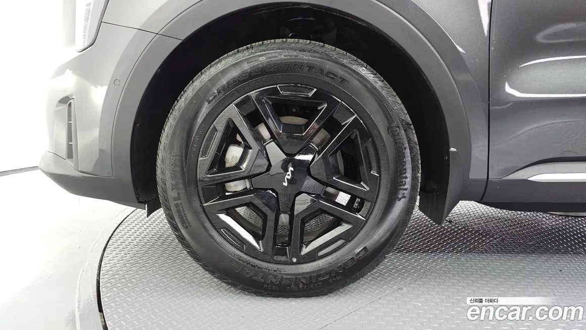 Kia Sorento — фото 5