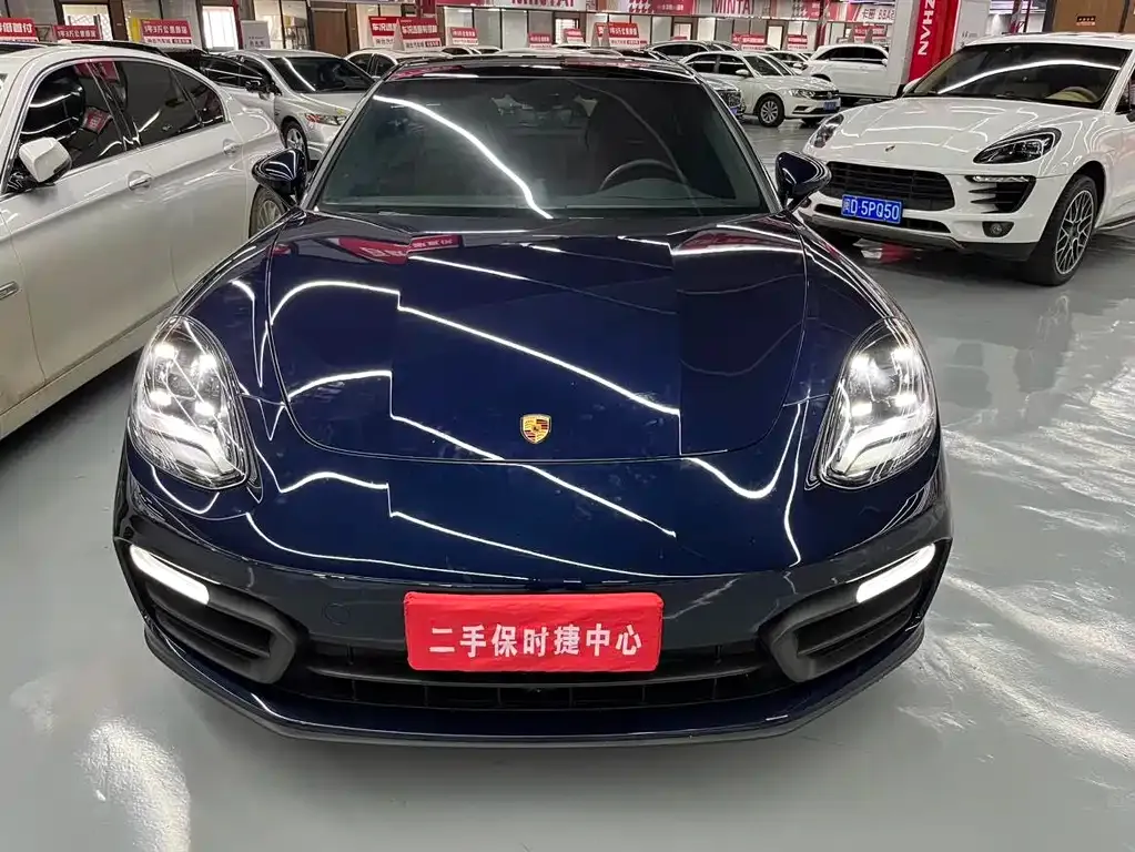 Porsche Panamera 2022 из CN, фото 2