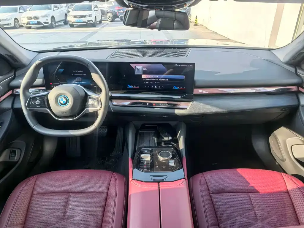 BMW i5 2025 из CN, фото 9