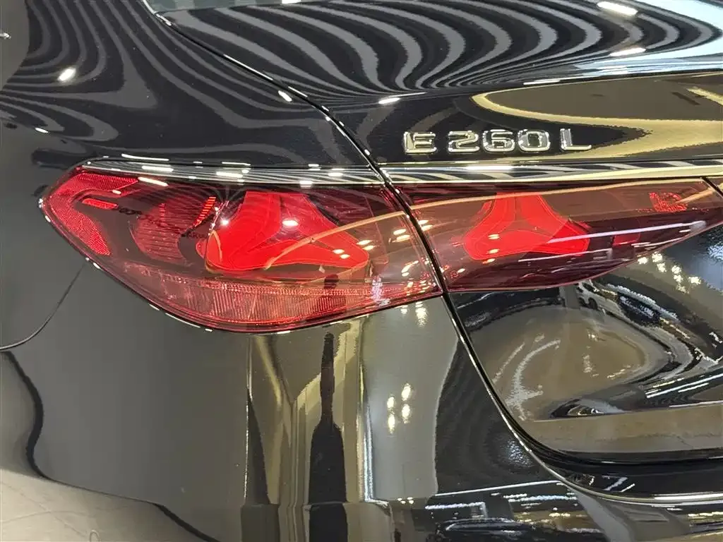 Mercedes-Benz E-Class 2024 из CN, фото 10