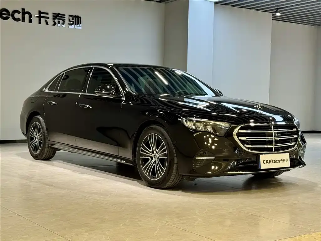 Mercedes-Benz E-Class 2024 из CN, фото 2