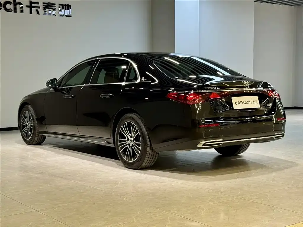 Mercedes-Benz E-Class 2024 из CN, фото 7