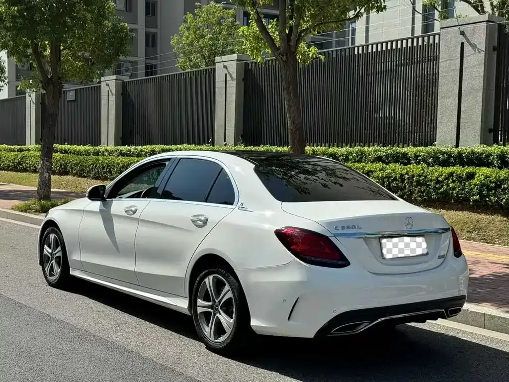 Mercedes-Benz C-Class — фото 4