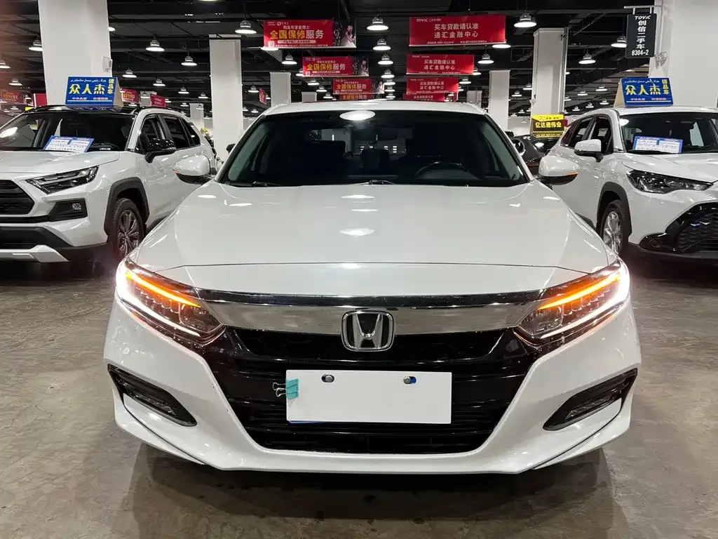 Honda Accord 2021 из CN, фото 2