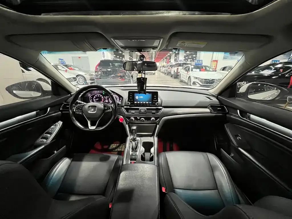 Honda Accord 2021 из CN, фото 4