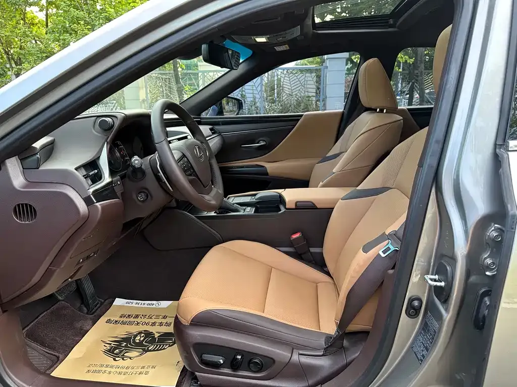 Lexus ES 2021 из CN, фото 7