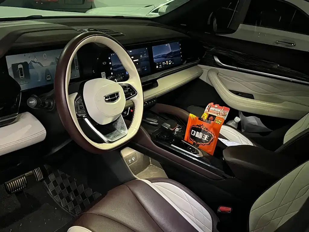 Geely Xingyue L 2023 из CN, фото 4