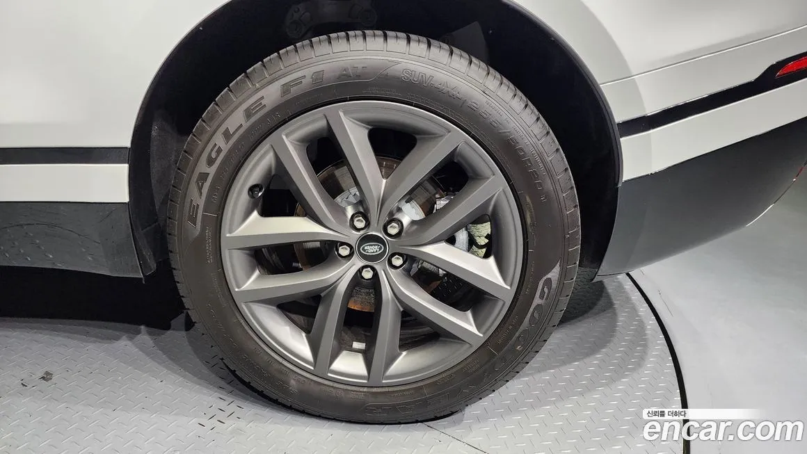 Land Rover Range Rover Velar 2025 из KR, фото 5
