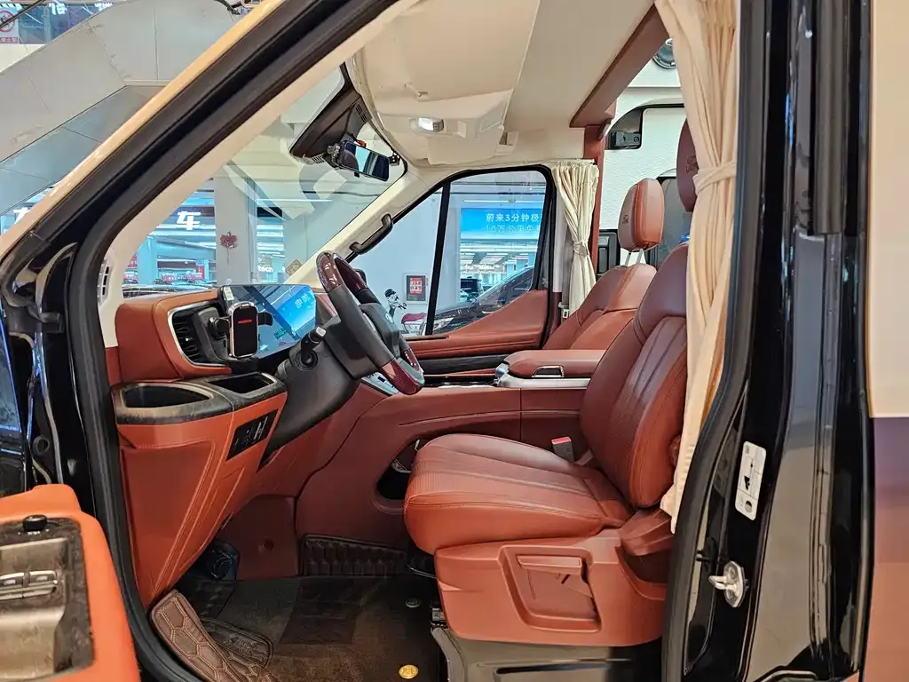Ford Transit T8 2024 из CN, фото 10