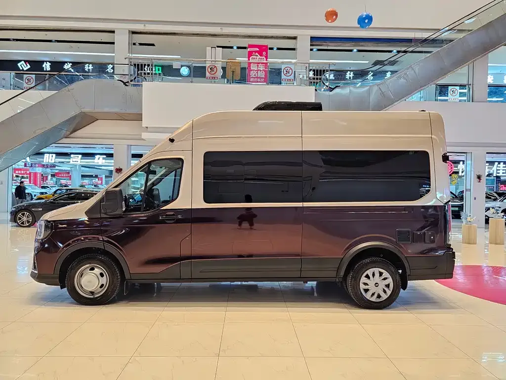 Ford Transit T8 2024 из CN, фото 4