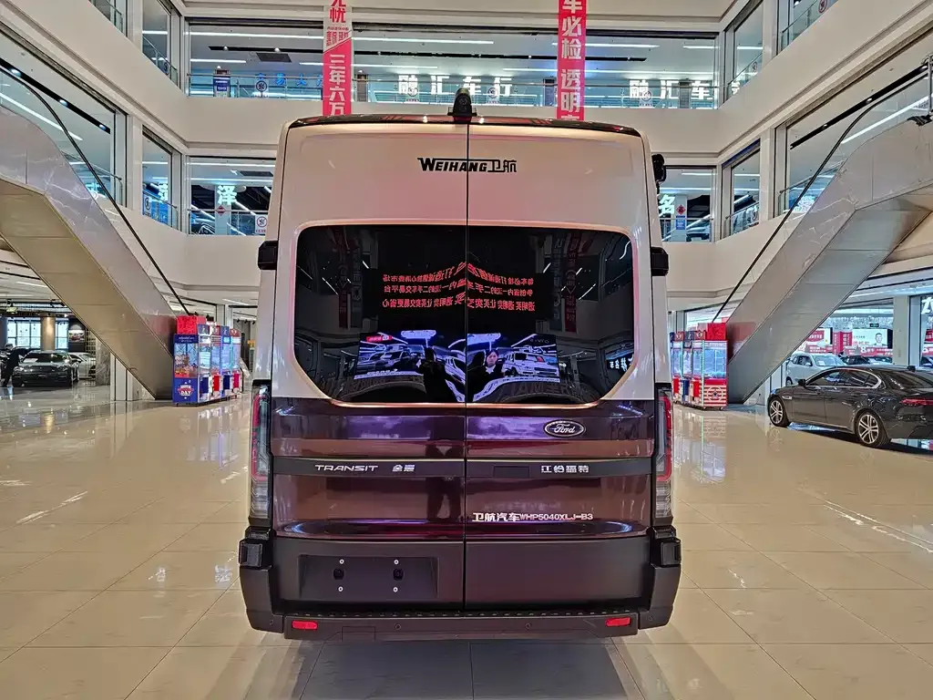 Ford Transit T8 2024 из CN, фото 6