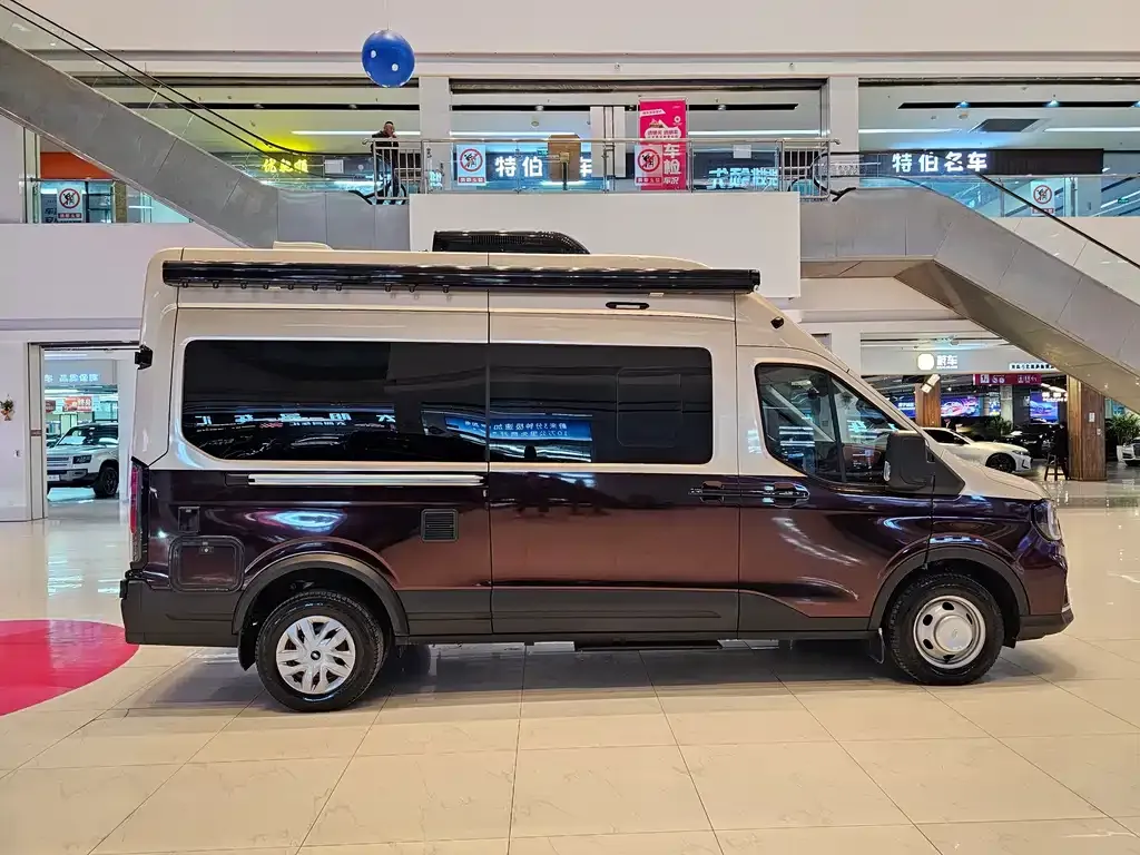 Ford Transit T8 2024 из CN, фото 8