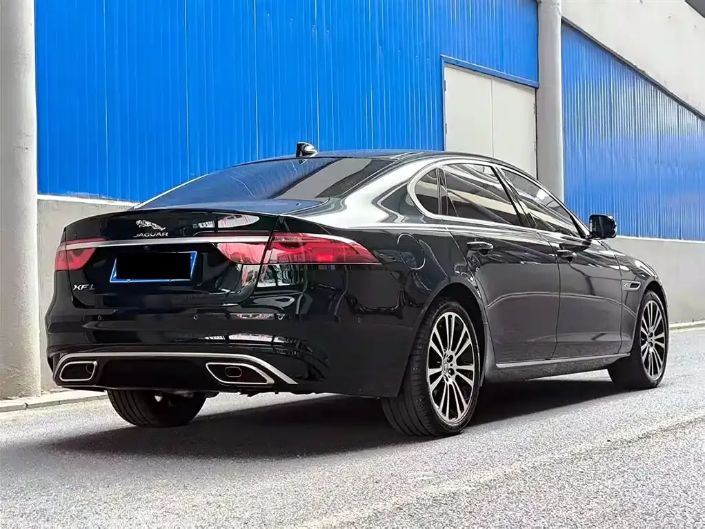 Jaguar XFL 2025 из CN, фото 5