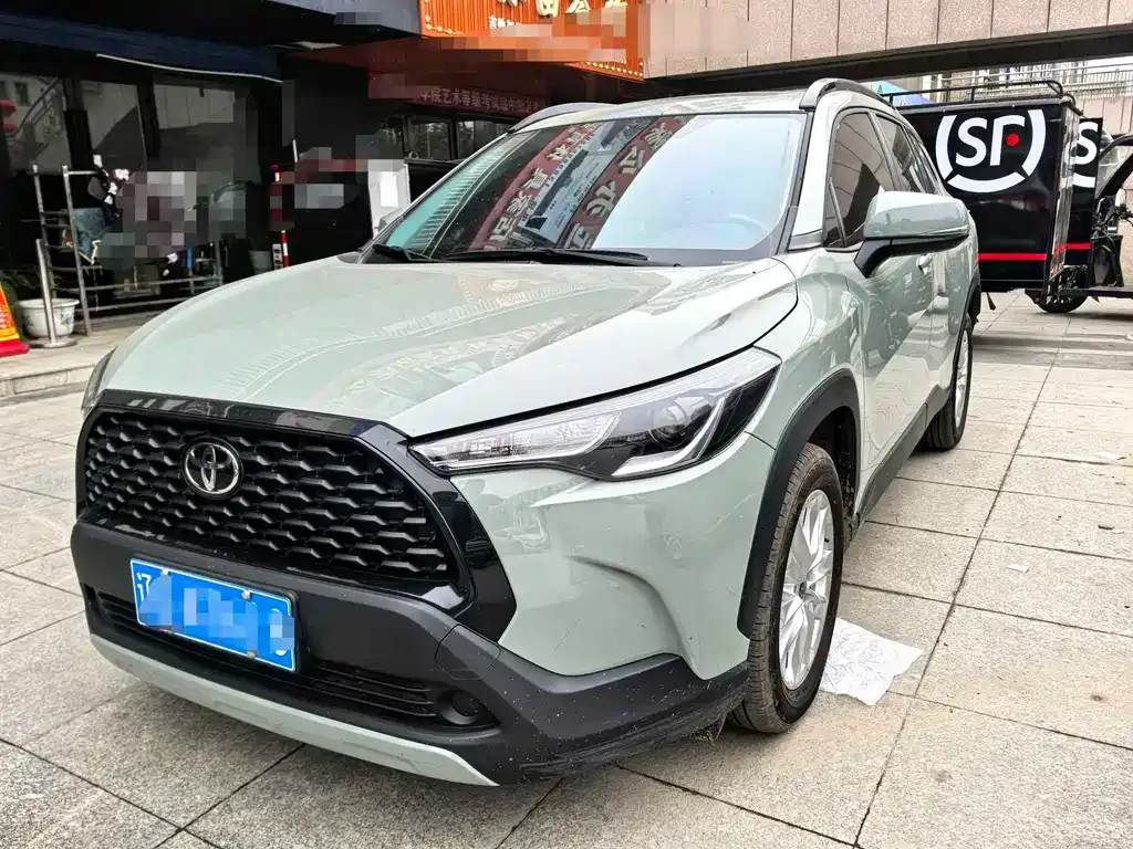 Toyota Corolla Cross — фото 1