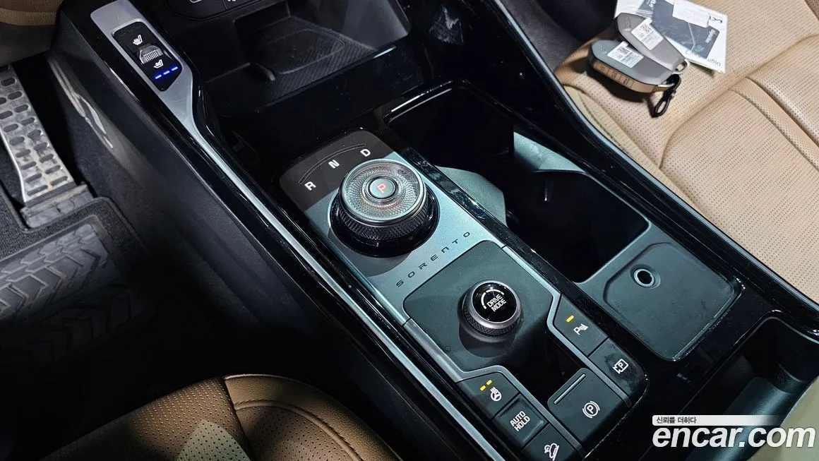 Kia Sorento — фото 9